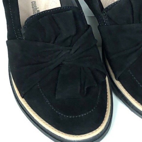 NIB CLARKS Sharon Dasher Collection Black Suede Slip-on Loafers Size 6.5 WIDE